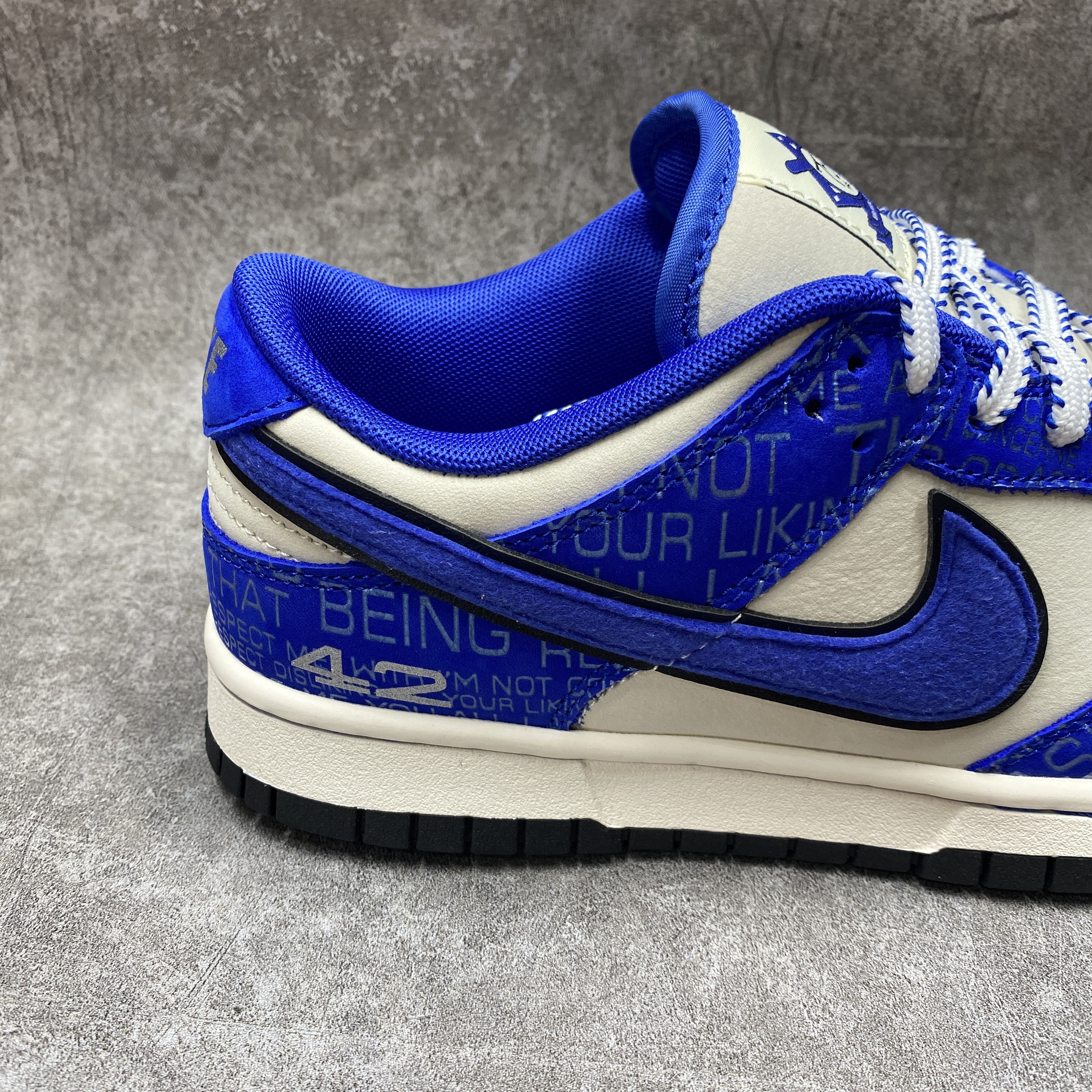 Nike Dunk Low Jackie Robinson