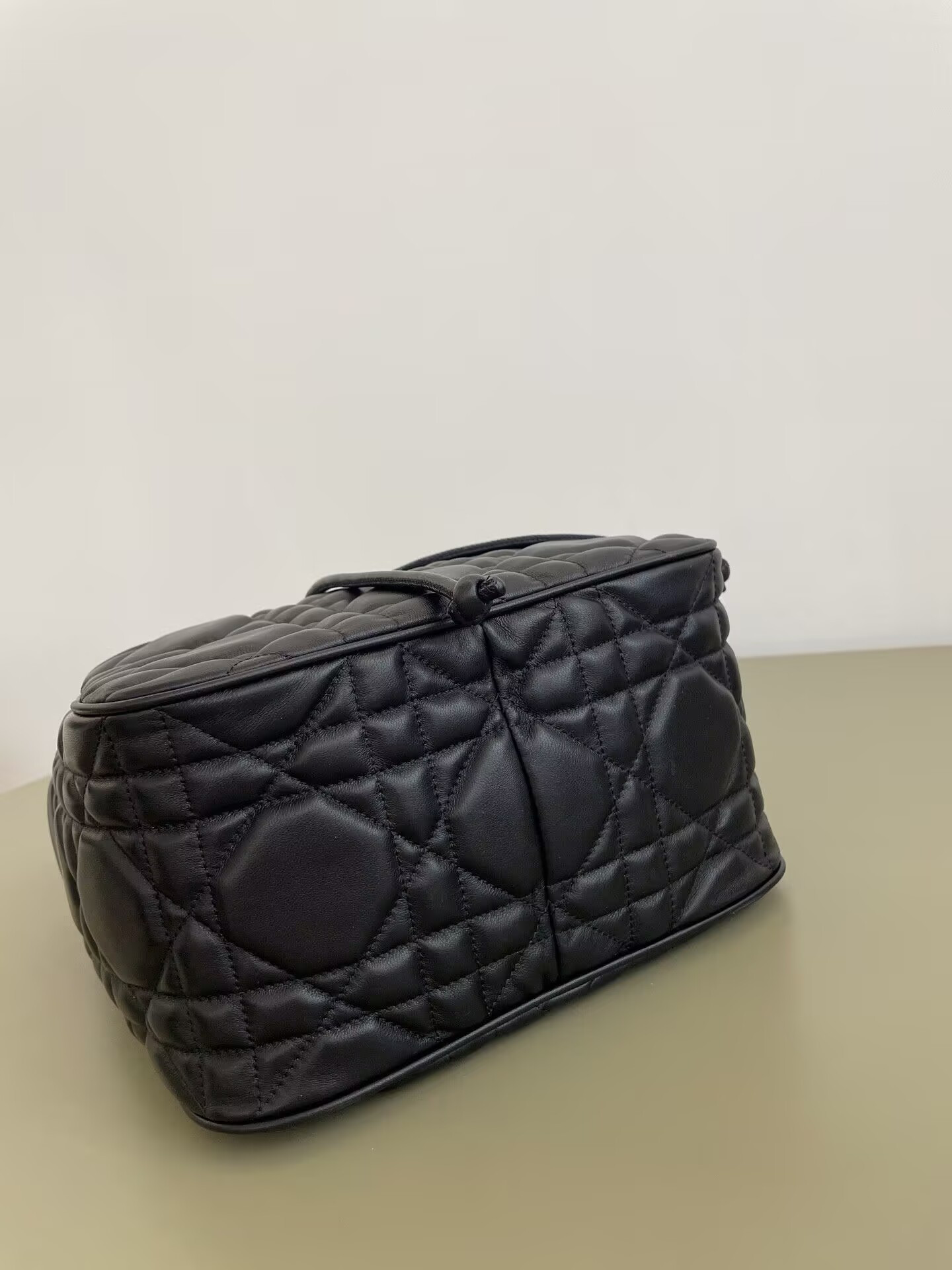 D*or medium d-motion bag black macrocannage lambski 23x13x24cm