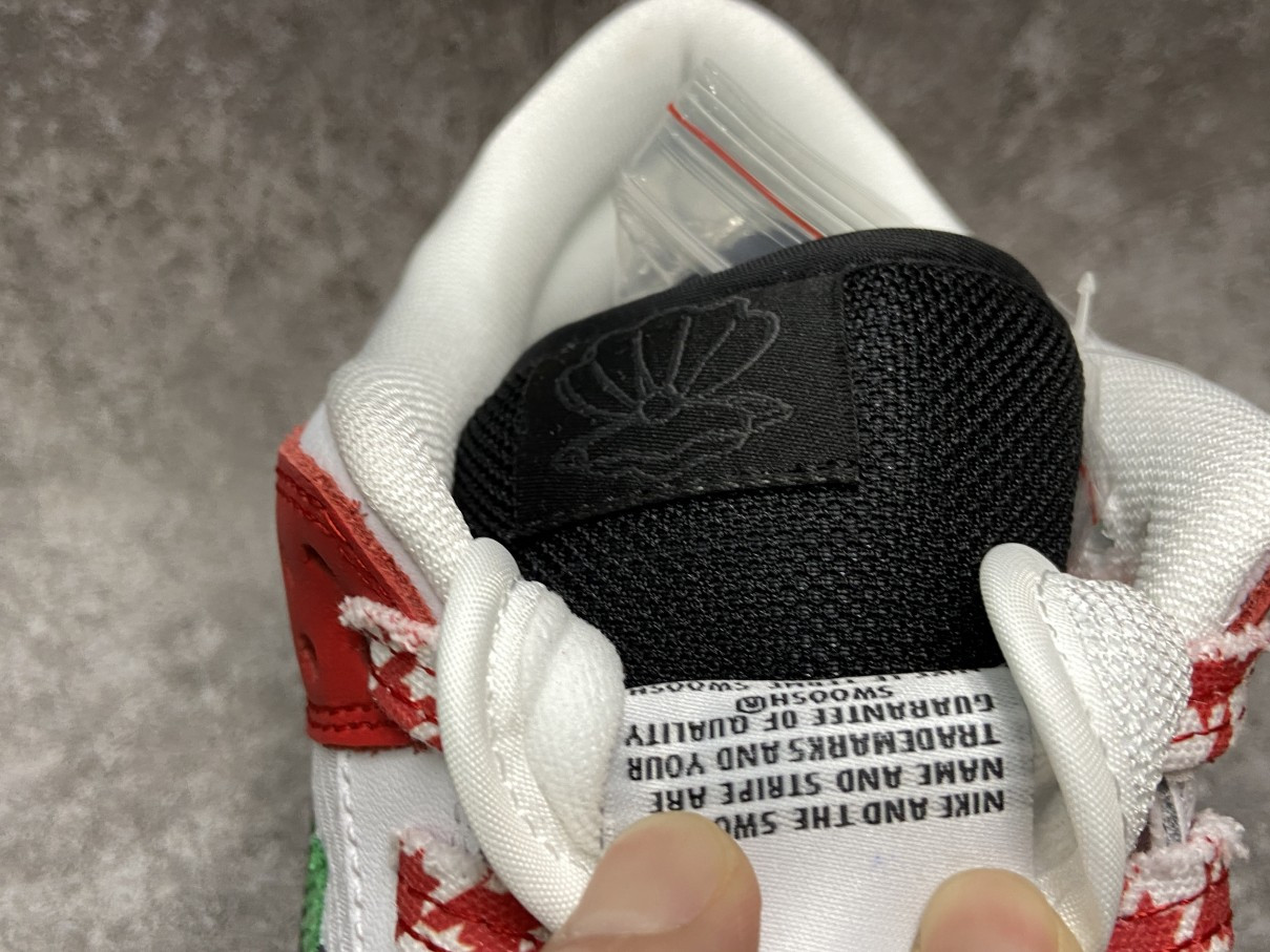 Nike Dunk Low SB x Frame Skate