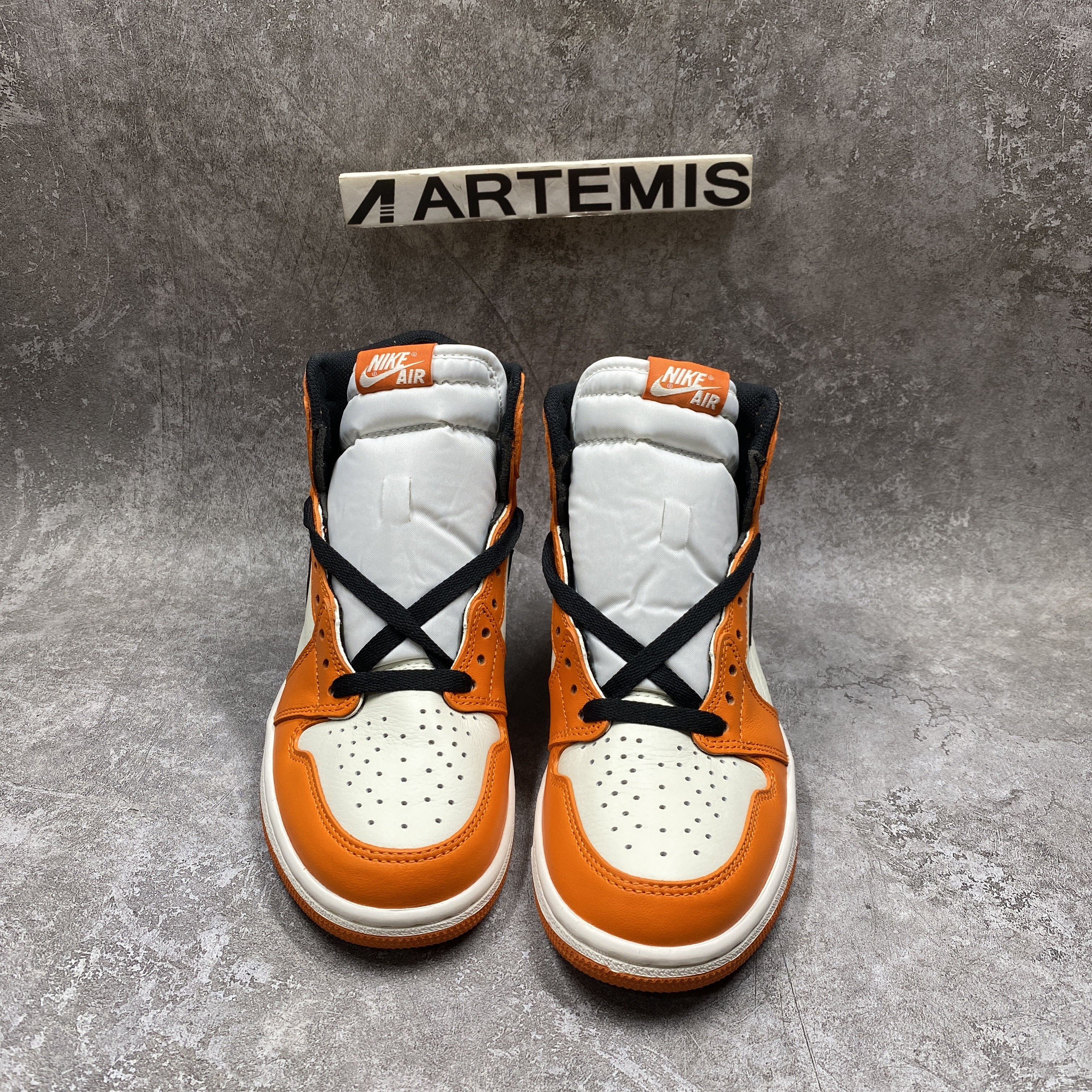 Air Jordan 1 Retro Reverse Shattered Backboard