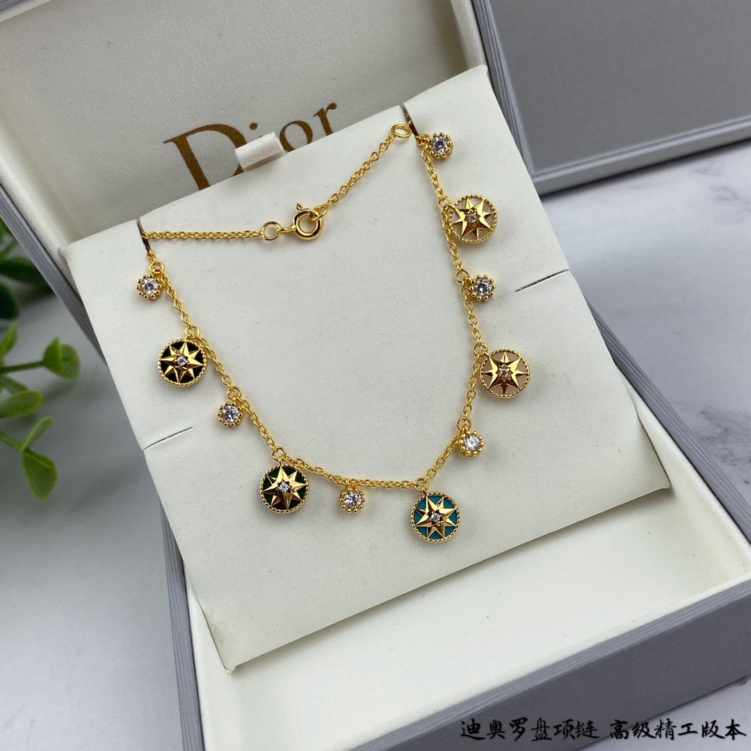 D*or compass necklace