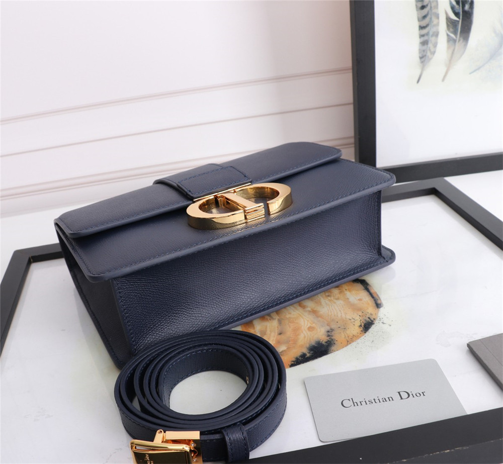 D*or 30 montaigne chain bag grained navy