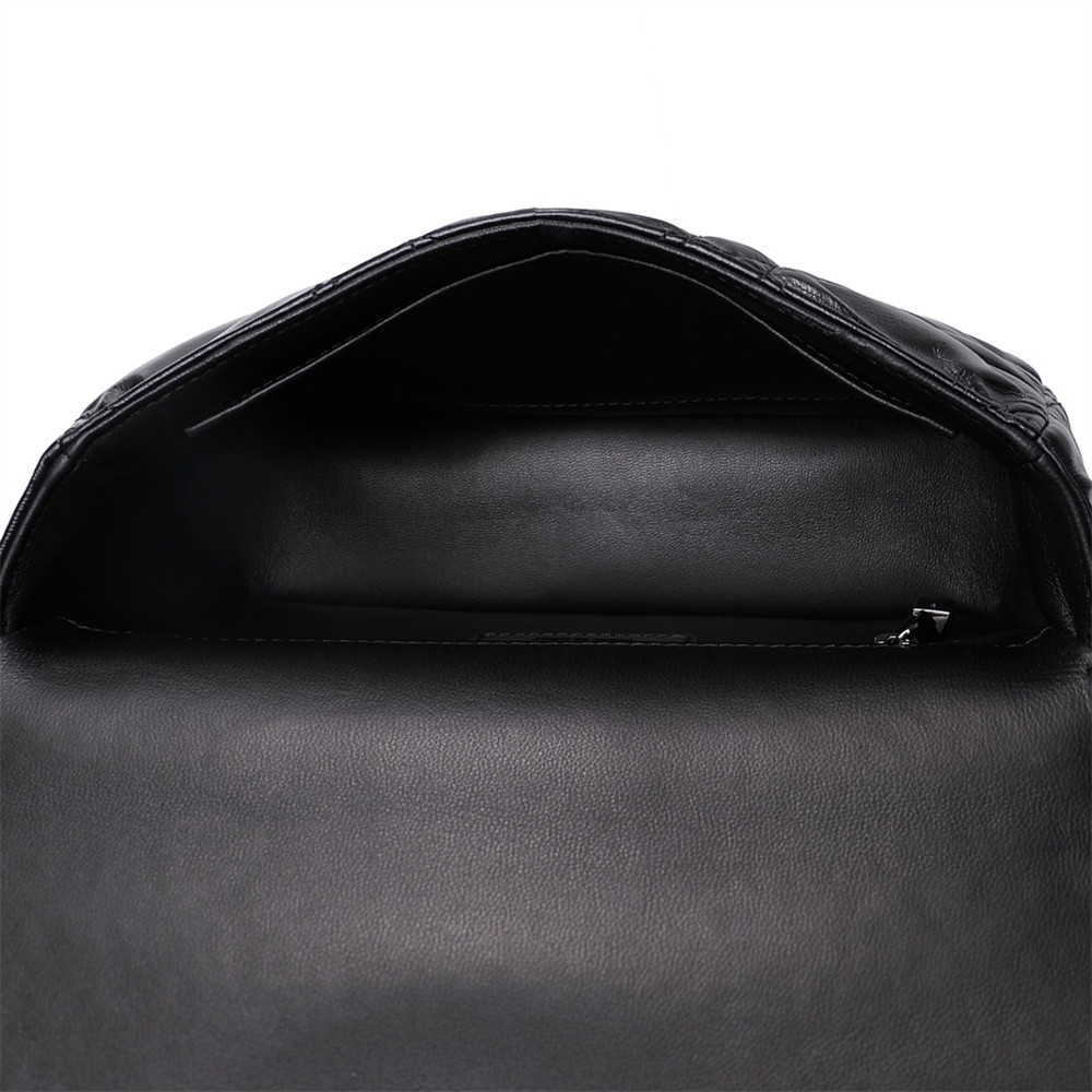 medium d*or caro bag black S*pple cannage calfskin with silver hardware 20x12x7cm