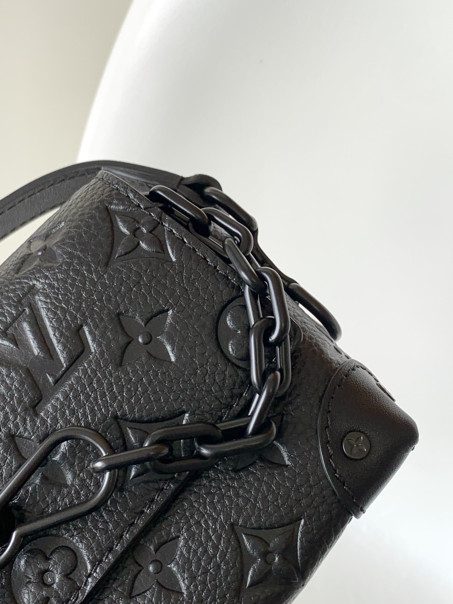 LV Steamer Wearable Wallet M81746 18×11×6.5cm